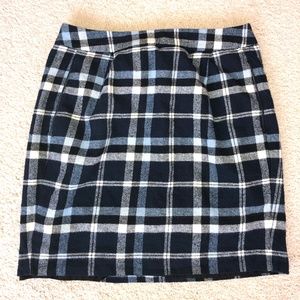 Semi-casual Tommy Hilfiger Navi plaid stripe skirt - Size 2